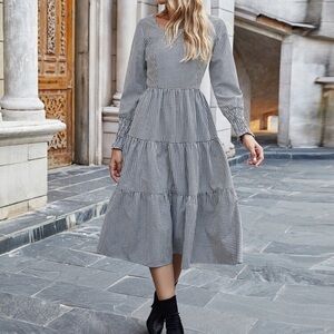 SHEIN Black and White Long Sleeve Dress